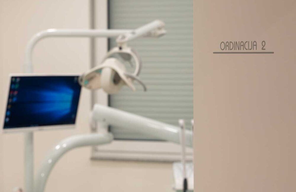 DENTAL CENTAR MIRKOVIĆ - stomatološka ordinacija Novi Sad - detalj iz zubarske ordinacije