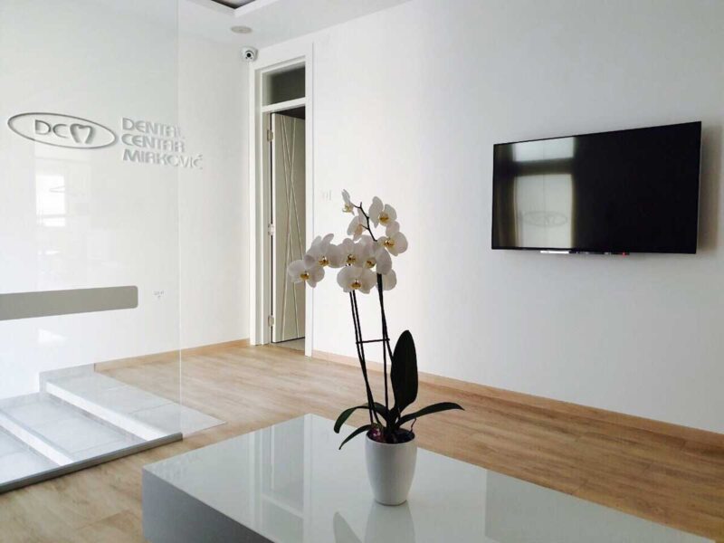 DENTAL CENTAR MIRKOVIĆ - stomatološka ordinacija Novi Sad - fotografija ordinacije - čekaonica